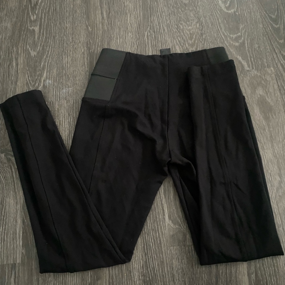 Black ponte style legging skinny pant